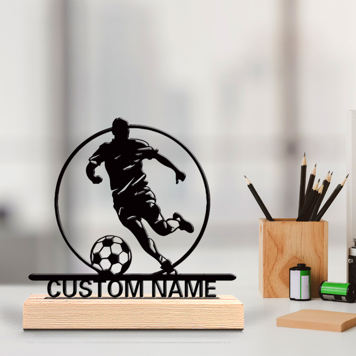 Office Furniture Design - Patung Logam Pemain Sepak Bola Custom