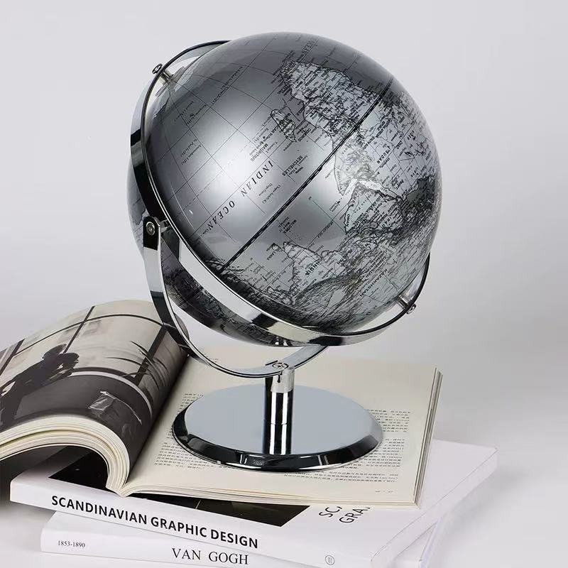 Ornamen Bola Dunia Perak Mewah - Office Furniture World ulasan dan harga
